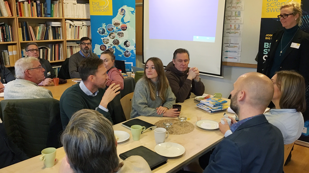 Inledande Big Science Morning före studiebesök i verskstaden.